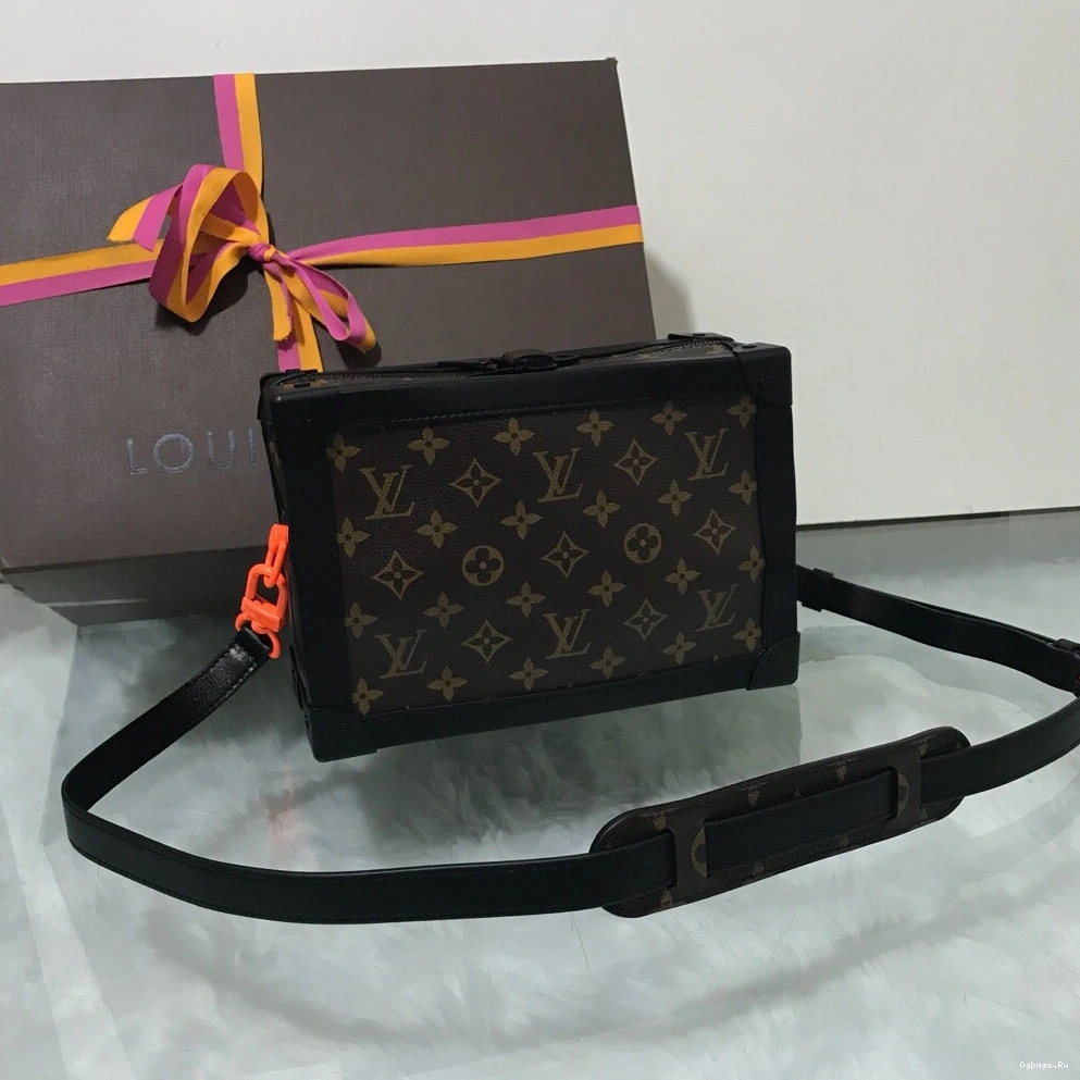 VUITTON BOX LOUIS 0118